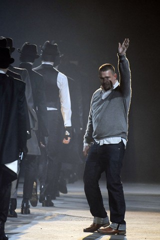 Alexander McQueen / - 2009-2010